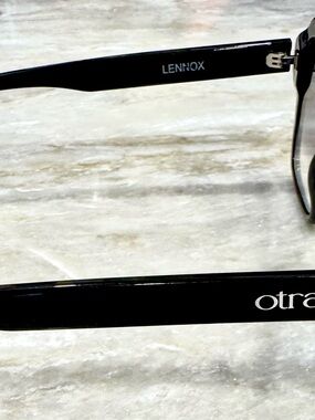 OTRA Lennox Oversized Square Black Sunglasses Gradient Lens Trendy